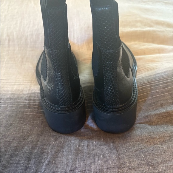 Dolce Vita Hilora H2O Boots Black Leather - Picture 3 of 4